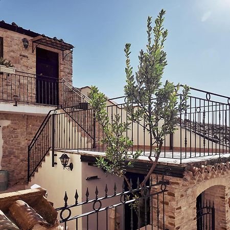 Il Cortiletto Del Borgo Pietra Montecorvino Exterior foto